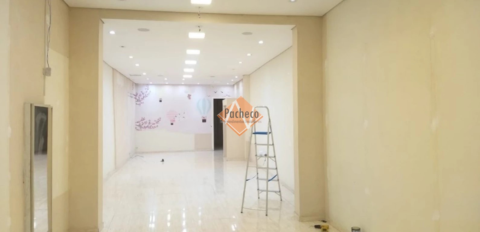 Loja-Salão para alugar com 3 quartos, 106m² - Foto 1