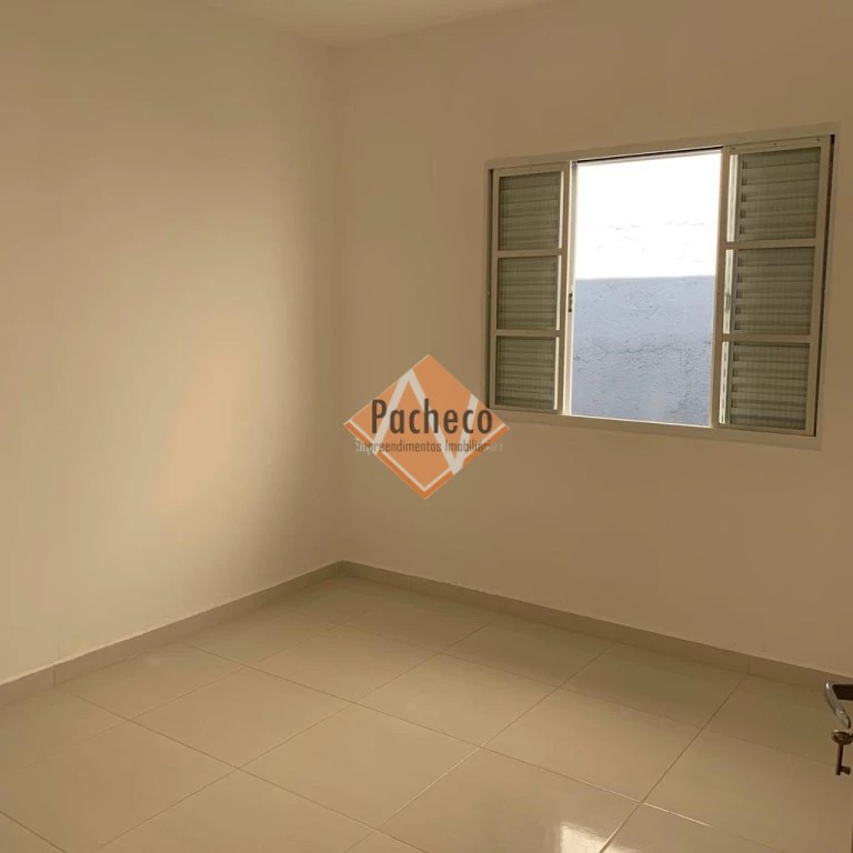 Casa à venda e aluguel com 3 quartos, 111m² - Foto 6
