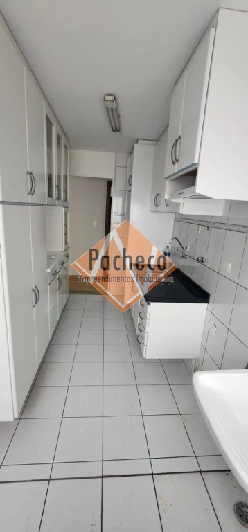 Apartamento para alugar com 2 quartos, 55m² - Foto 3