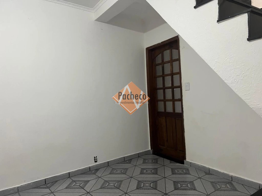 Sobrado, 4 quartos, 140 m² - Foto 2