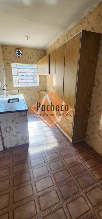 Casa à venda com 5 quartos, 146m² - Foto 15