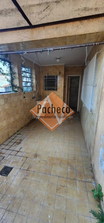 Casa à venda com 5 quartos, 146m² - Foto 31