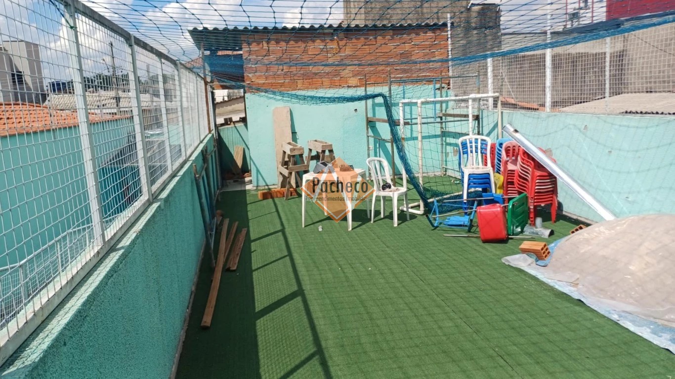 Casa à venda com 2 quartos, 100m² - Foto 1