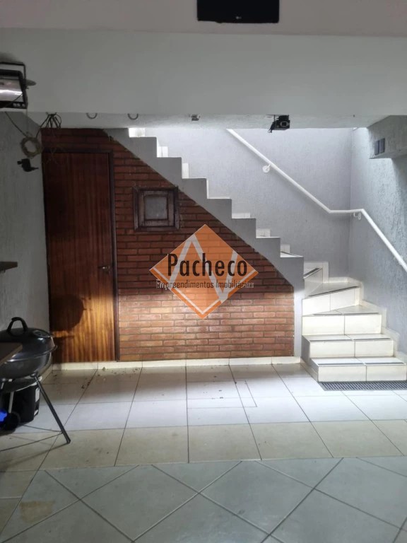 Sobrado à venda com 3 quartos, 150m² - Foto 3