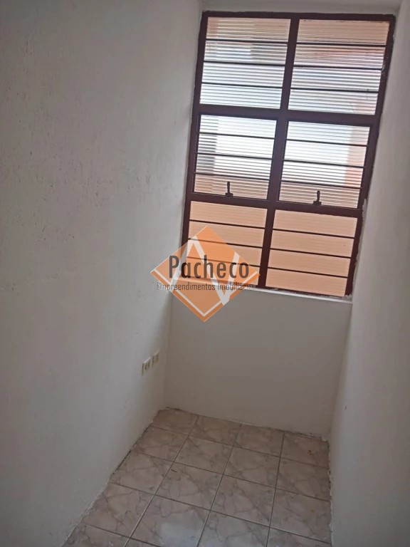 Casa à venda com 2 quartos, 100m² - Foto 16