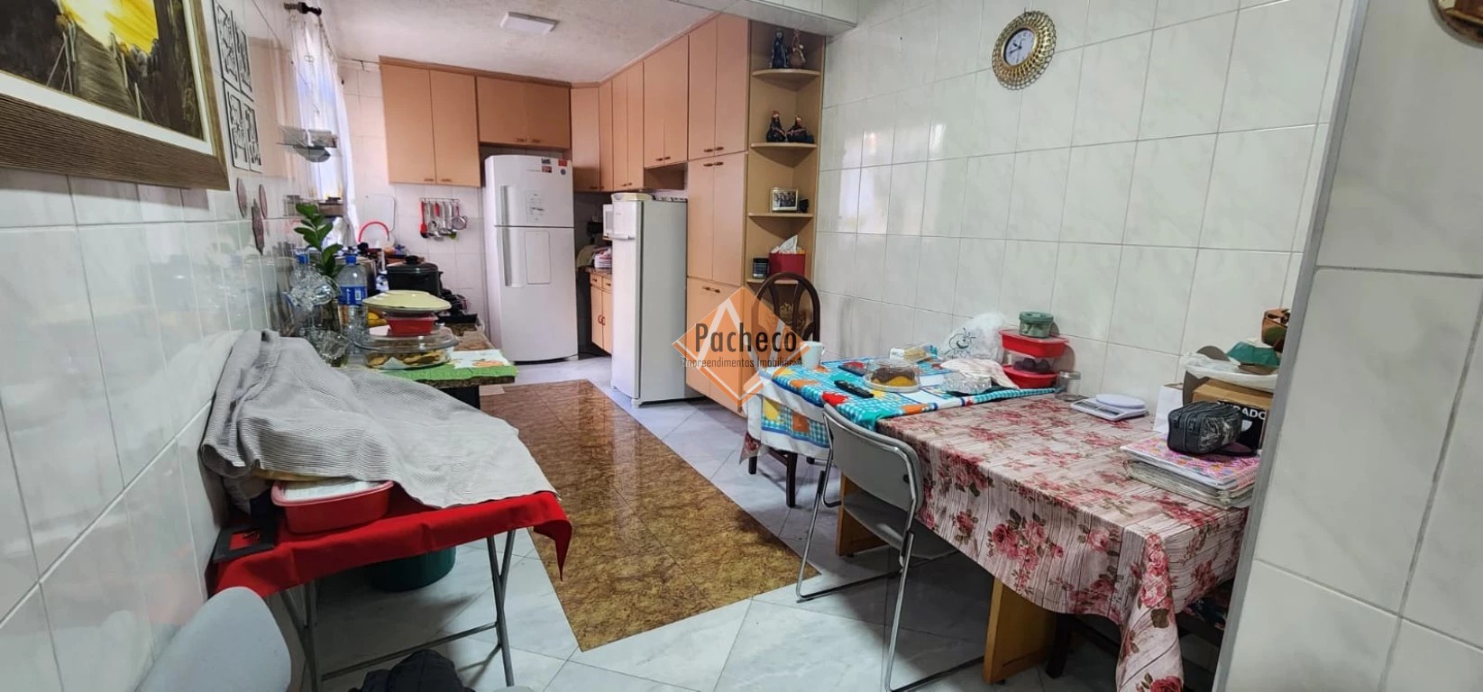 Sobrado à venda com 3 quartos, 220m² - Foto 15