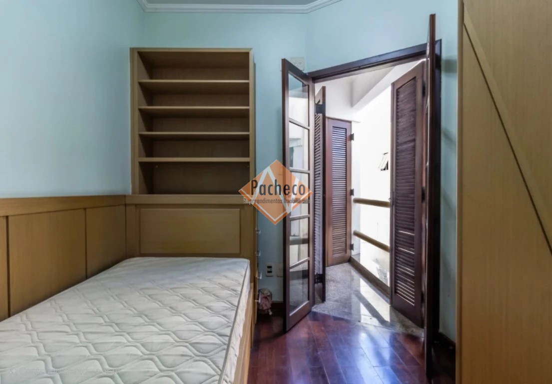 Sobrado, 3 quartos, 303 m² - Foto 12