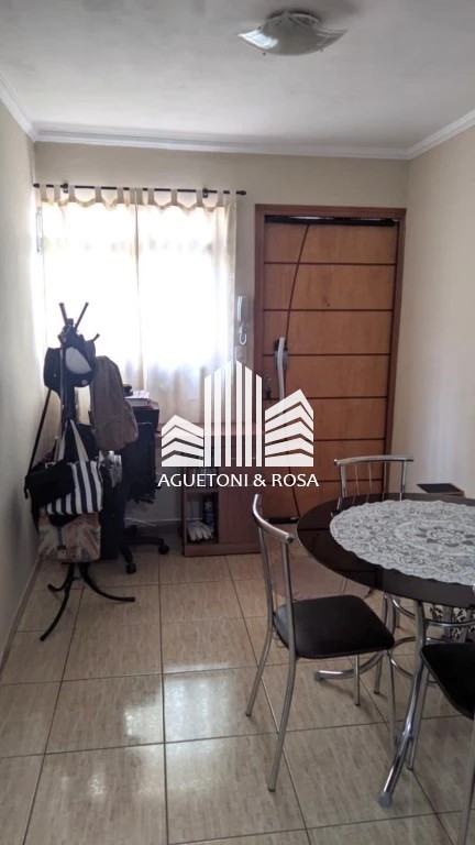 Apartamento à venda com 2 quartos, 56m² - Foto 2