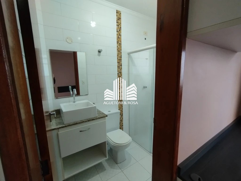 Sobrado à venda com 3 quartos, 200m² - Foto 24