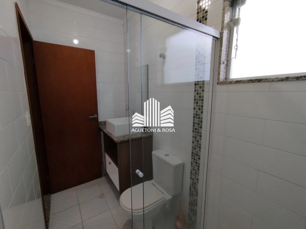 Sobrado à venda com 3 quartos, 200m² - Foto 26