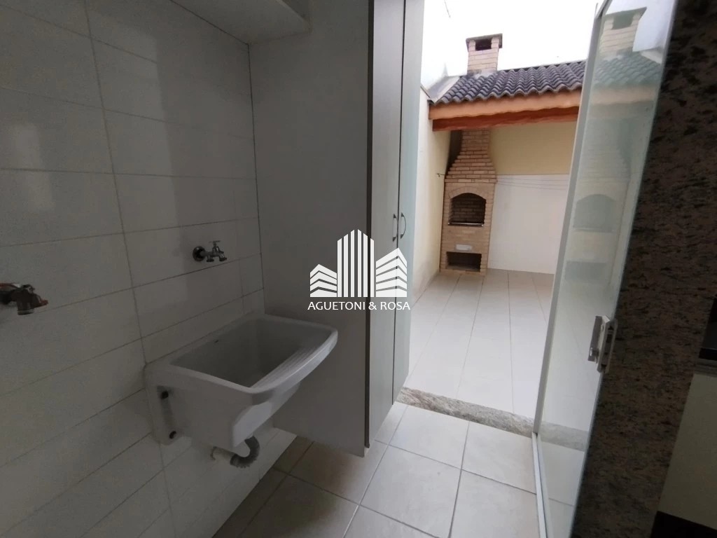 Sobrado à venda com 3 quartos, 200m² - Foto 29