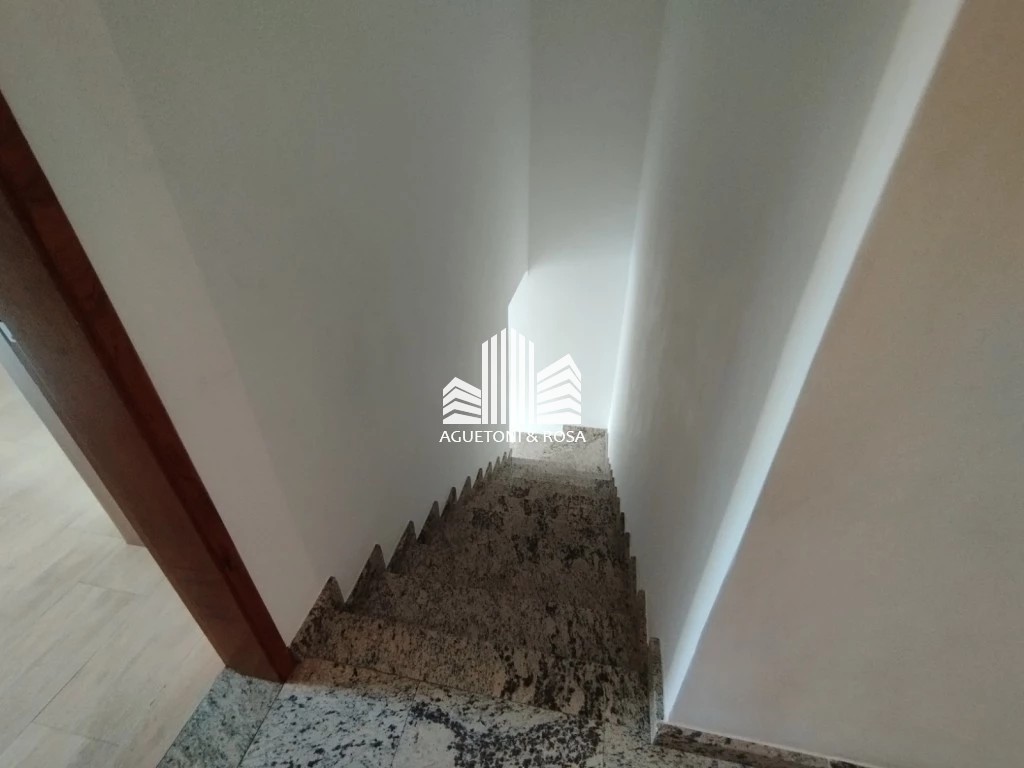 Sobrado à venda com 3 quartos, 200m² - Foto 35