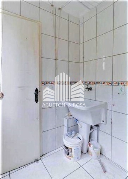 Apartamento à venda com 2 quartos, 56m² - Foto 15