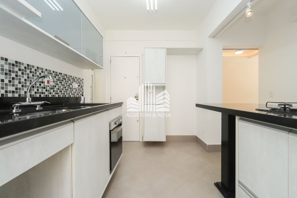 Apartamento à venda com 3 quartos, 134m² - Foto 13