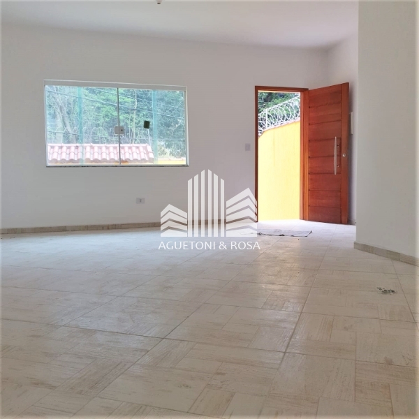 Sobrado à venda com 3 quartos, 100m² - Foto 1