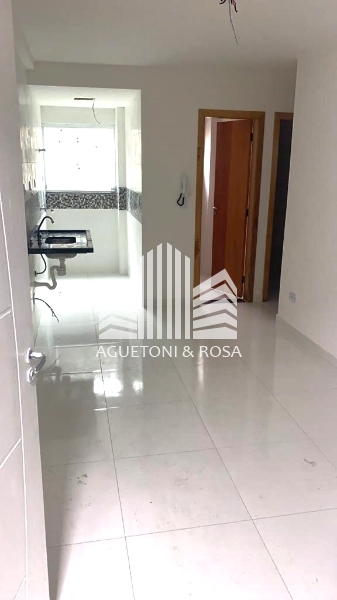 Apartamento à venda com 2 quartos, 40m² - Foto 2