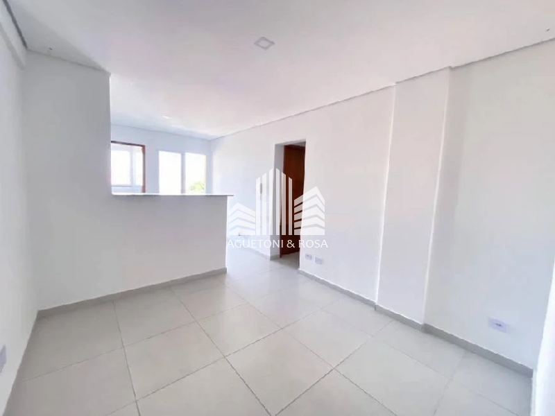 Apartamento à venda com 2 quartos, 45m² - Foto 2