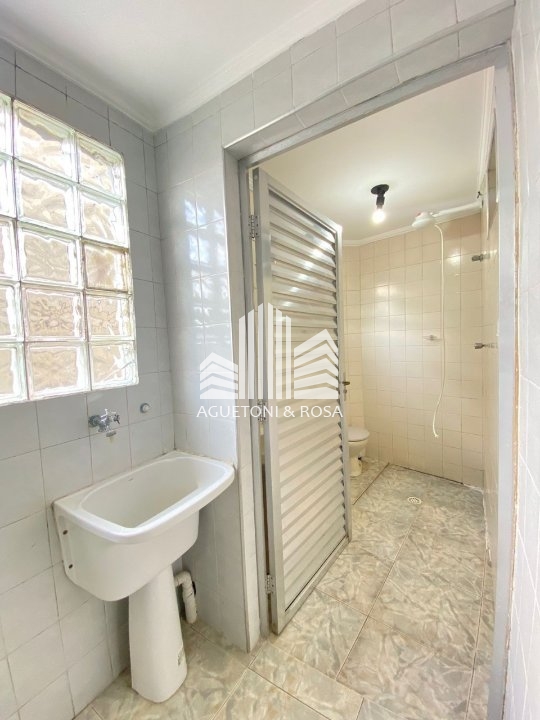 Sobrado à venda com 3 quartos, 220m² - Foto 8