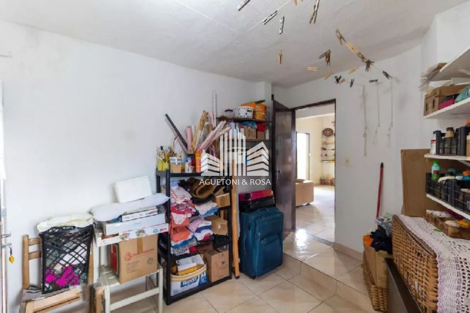 Sobrado à venda com 5 quartos, 200m² - Foto 24