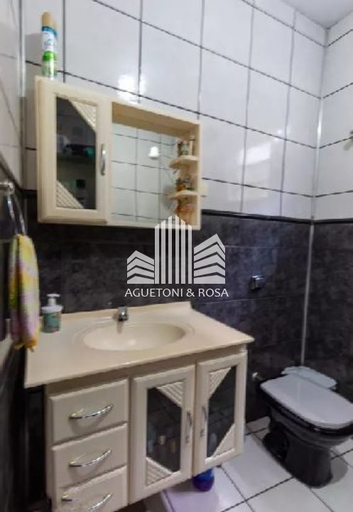 Sobrado à venda com 5 quartos, 200m² - Foto 12