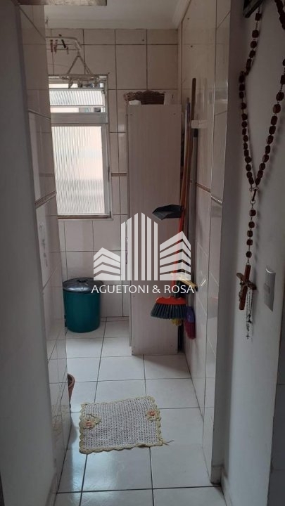 Apartamento à venda com 2 quartos, 56m² - Foto 22