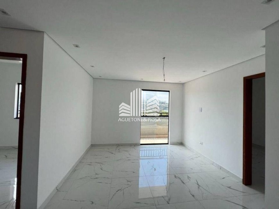 Apartamento à venda com 2 quartos, 44m² - Foto 4