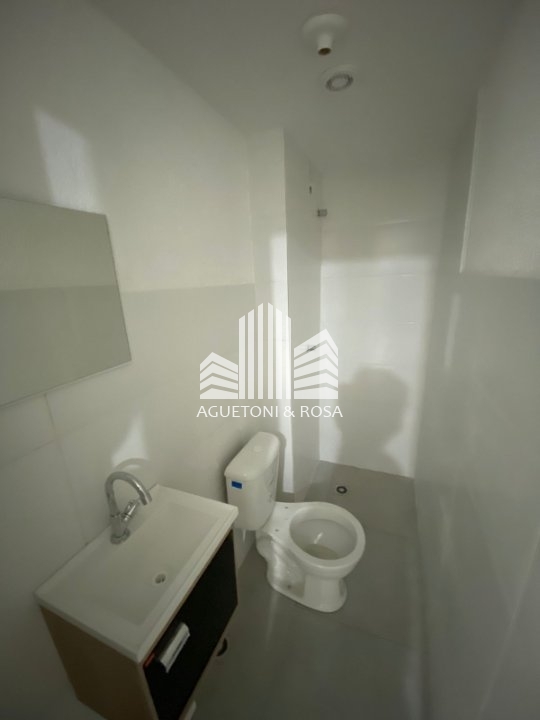 Apartamento à venda com 2 quartos, 40m² - Foto 6