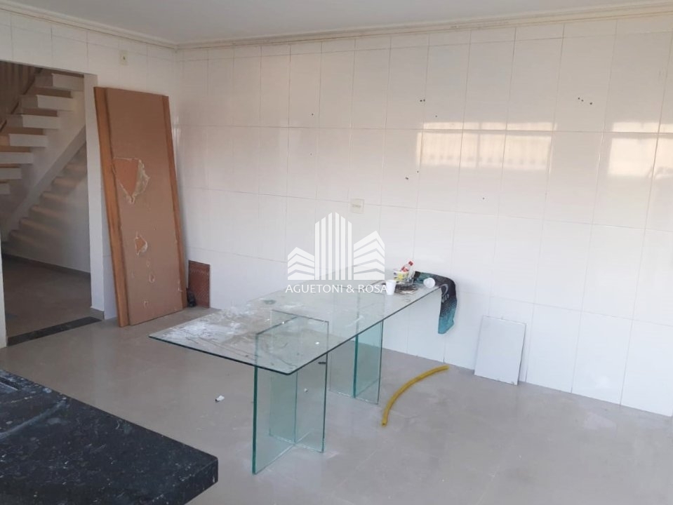 Sobrado à venda com 2 quartos, 140m² - Foto 8