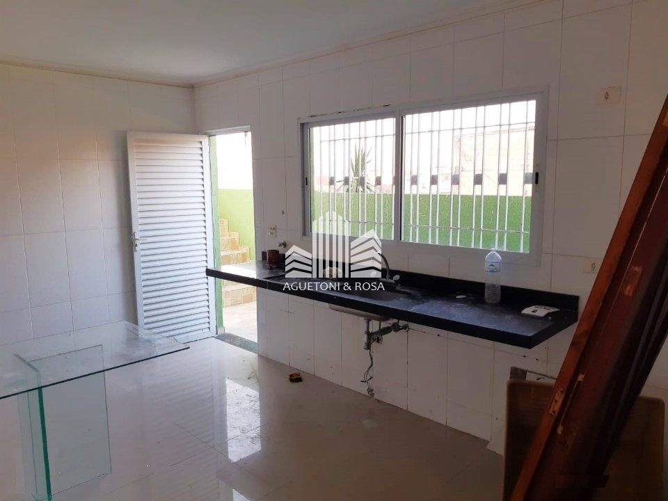 Sobrado à venda com 2 quartos, 140m² - Foto 7