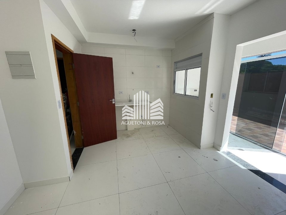 Apartamento à venda com 2 quartos, 60m² - Foto 2