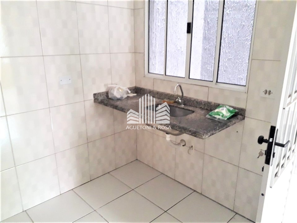 Sobrado à venda com 2 quartos, 65m² - Foto 7