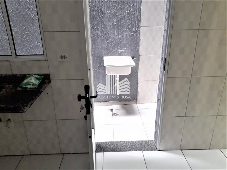 Sobrado à venda com 2 quartos, 65m² - Foto 9