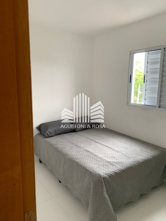 Apartamento à venda com 2 quartos, 40m² - Foto 11