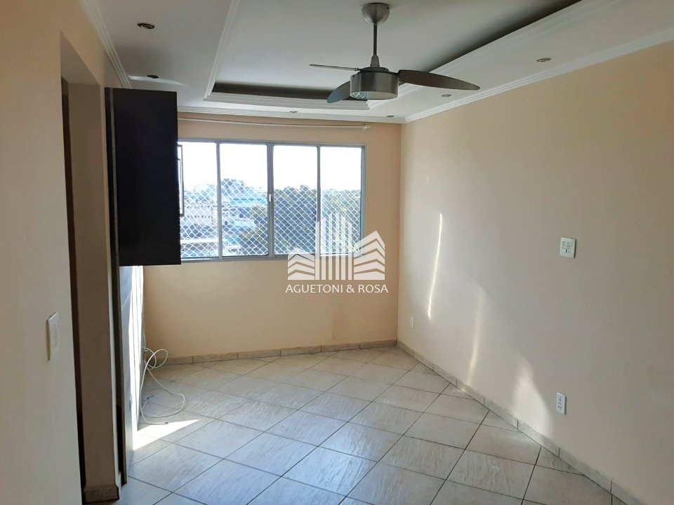 Apartamento à venda com 2 quartos, 50m² - Foto 2