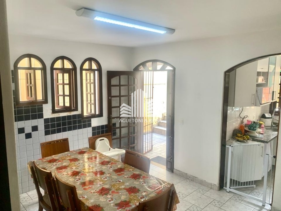 Sobrado à venda com 4 quartos, 180m² - Foto 10