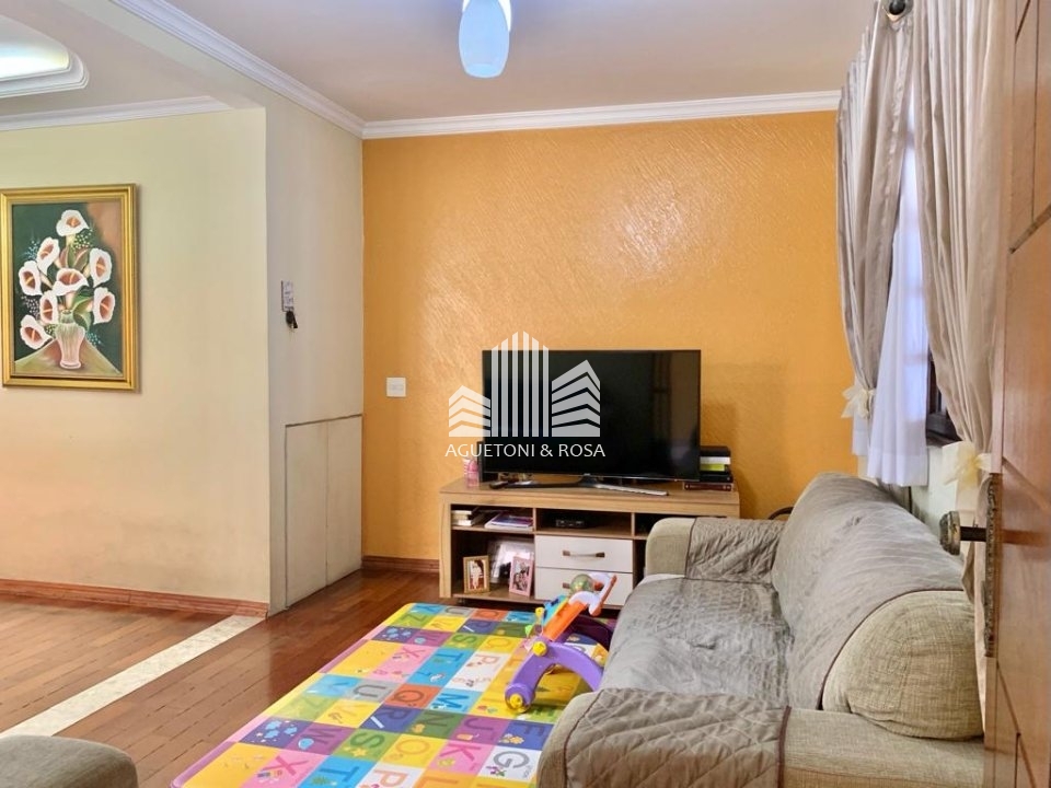 Sobrado à venda com 4 quartos, 180m² - Foto 5