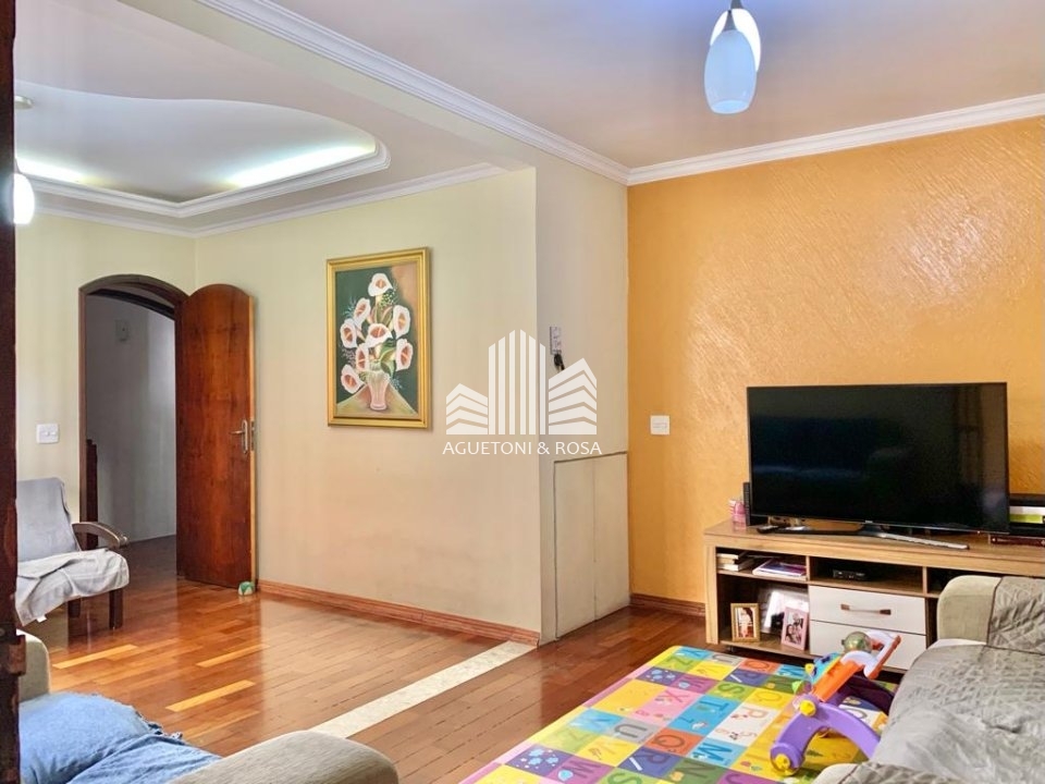 Sobrado à venda com 4 quartos, 180m² - Foto 4