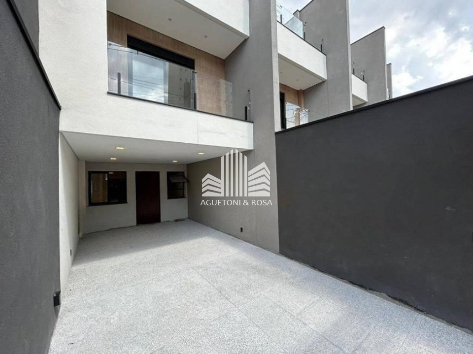 Sobrado à venda com 3 quartos, 138m² - Foto 1