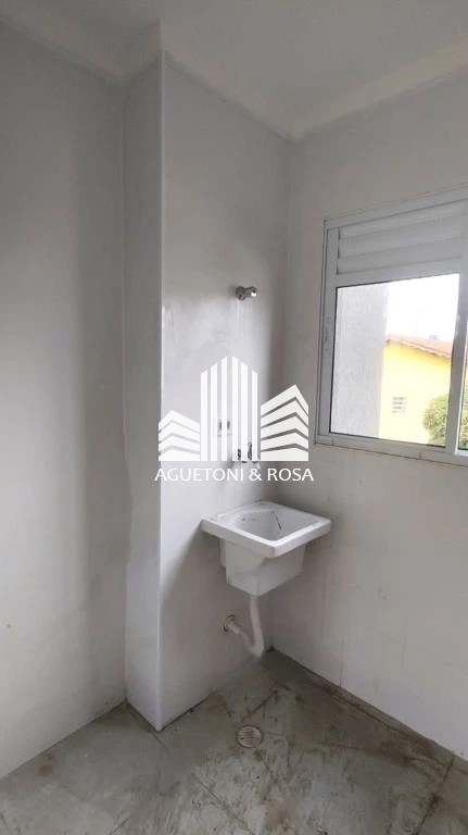 Apartamento à venda com 2 quartos, 33m² - Foto 12