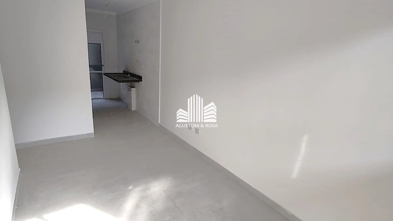 Apartamento à venda com 2 quartos, 33m² - Foto 2