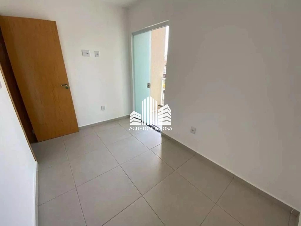 Apartamento à venda com 2 quartos, 40m² - Foto 6