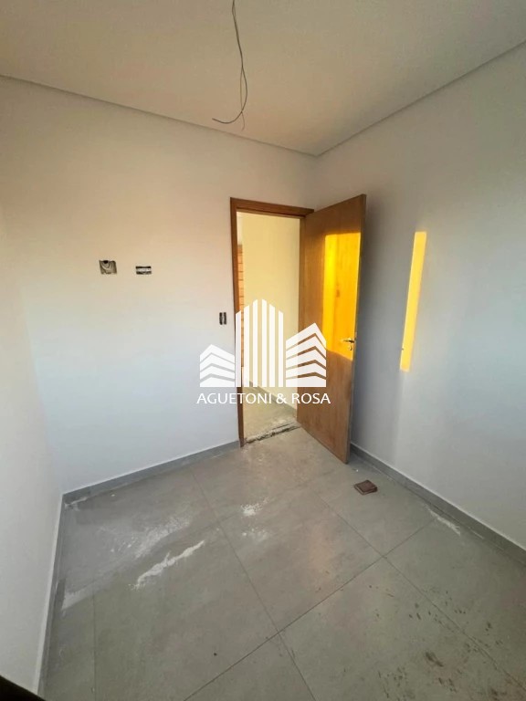 Apartamento à venda com 2 quartos, 34m² - Foto 11