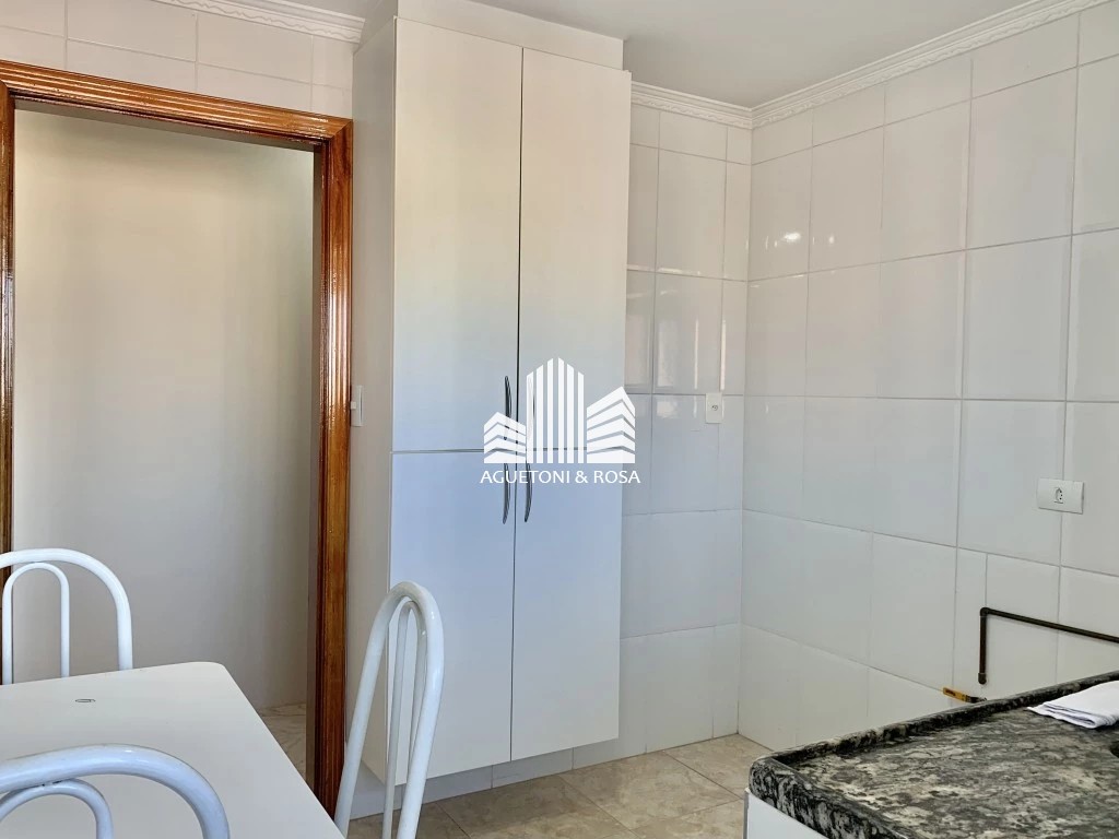 Apartamento para alugar com 2 quartos, 56m² - Foto 4