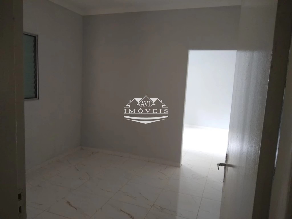 Casa para alugar com 2 quartos, 65m² - Foto 9