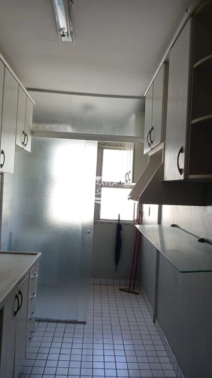 Apartamento para alugar com 3 quartos, 65m² - Foto 8