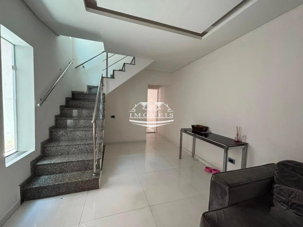 Sobrado, 3 quartos, 240 m² - Foto 2