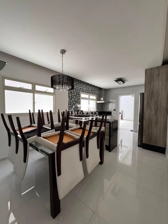 Sobrado, 3 quartos, 240 m² - Foto 4