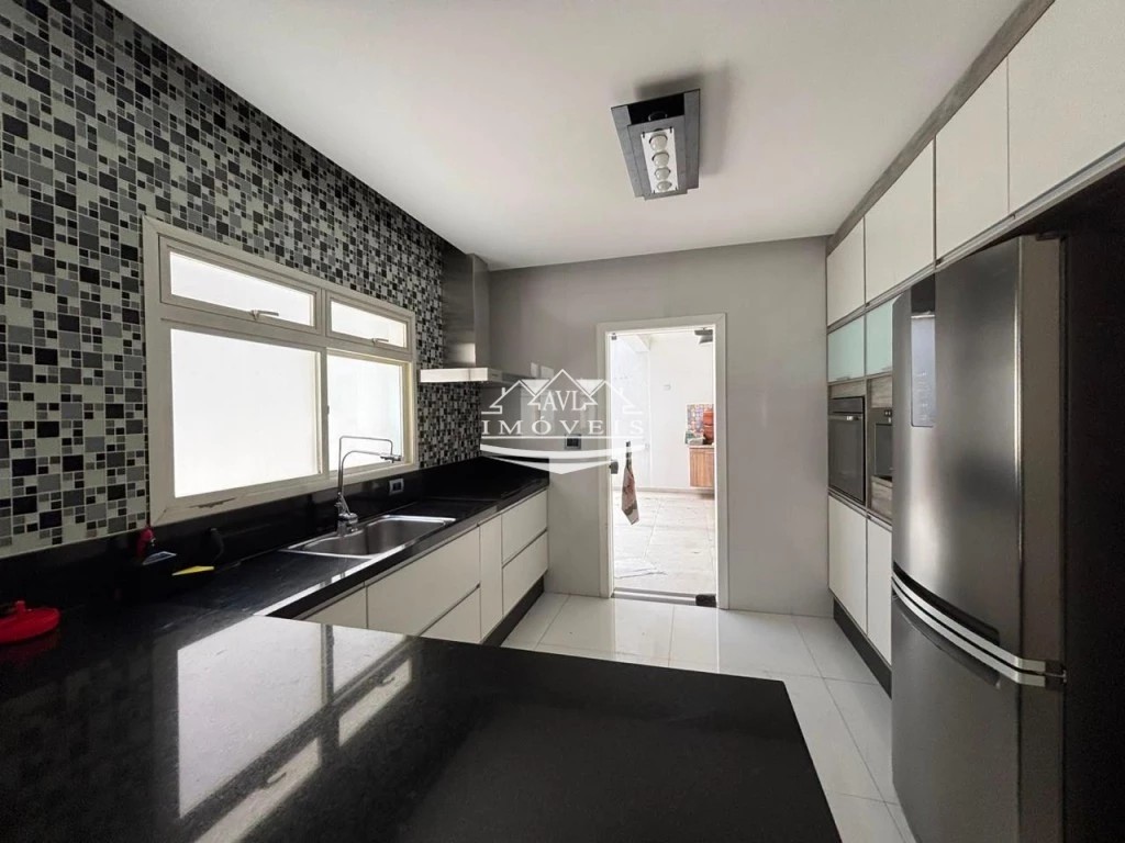 Sobrado, 3 quartos, 240 m² - Foto 6