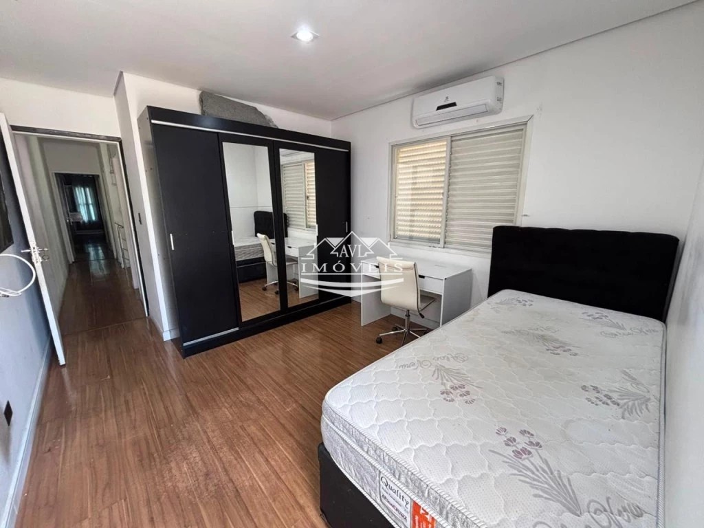 Sobrado, 3 quartos, 240 m² - Foto 13