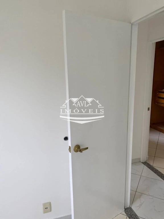 Apartamento à venda com 3 quartos, 55m² - Foto 10